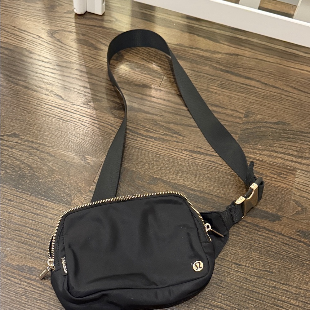 LuluLemon belt bag Black with gold